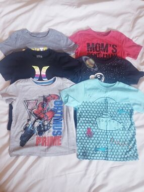 Boys Size 5T Assorted Graphic Tees